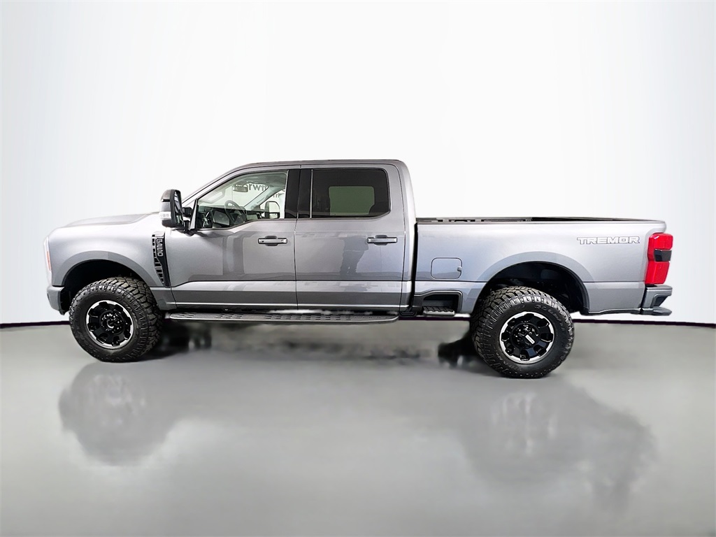 new 2025 Ford F-250SD car, priced at $78,372