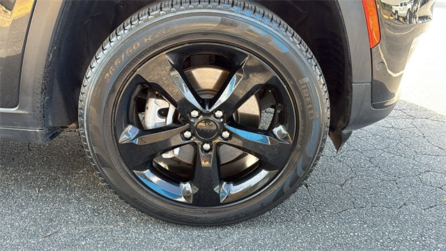 used 2023 Jeep Grand Cherokee L car, priced at $31,999