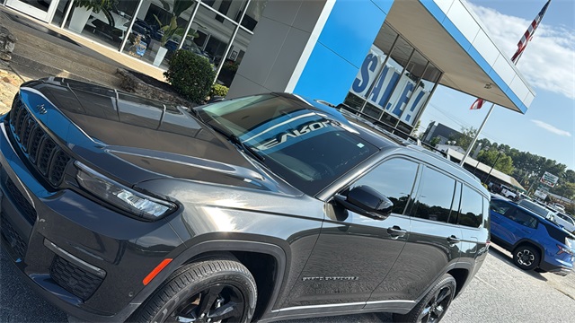 used 2023 Jeep Grand Cherokee L car, priced at $31,999