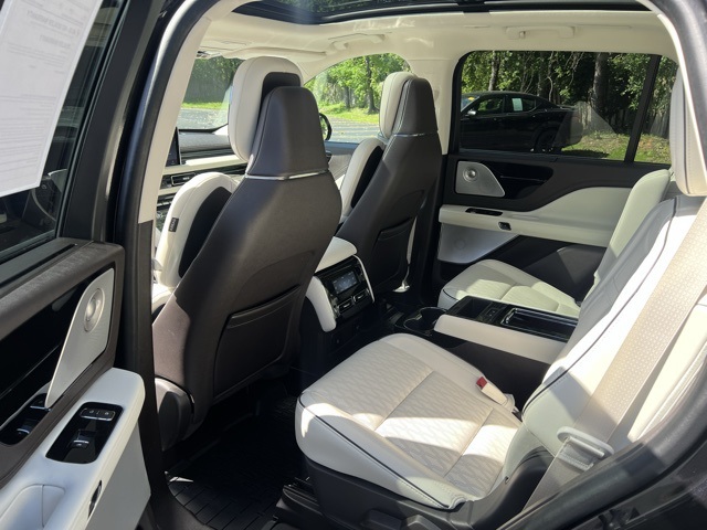 used 2023 Lincoln Aviator car, priced at $58,500