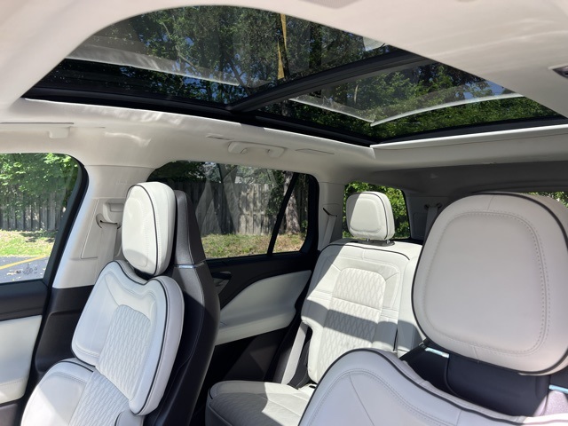 used 2023 Lincoln Aviator car, priced at $58,500