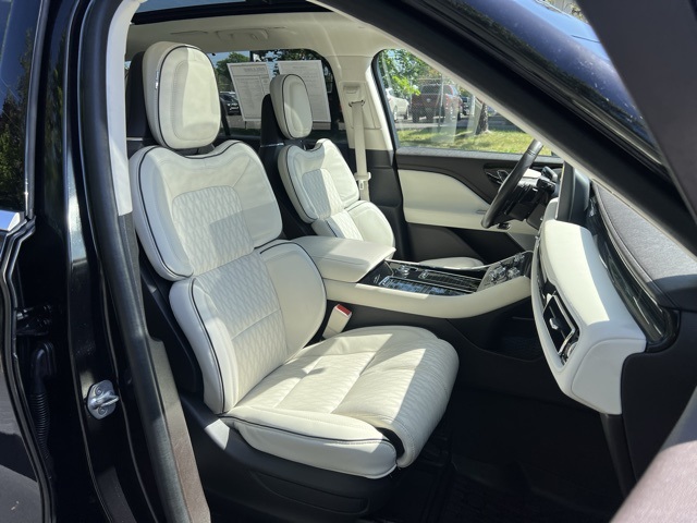used 2023 Lincoln Aviator car, priced at $58,500