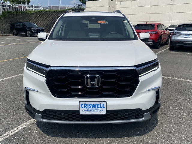 new 2025 Honda Pilot car, priced at $51,505