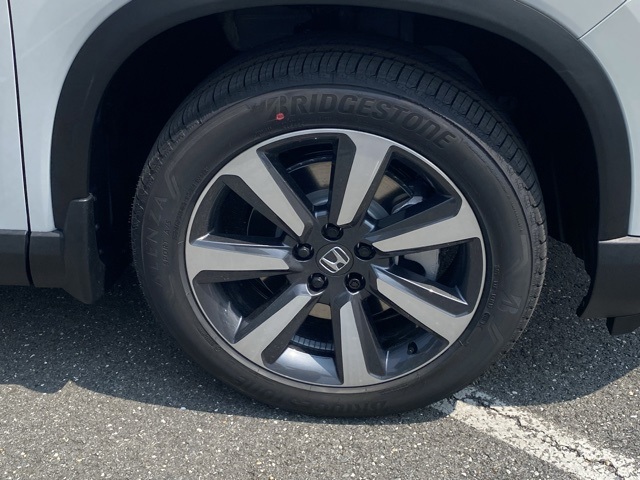 new 2025 Honda Pilot car, priced at $51,505