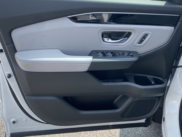new 2025 Honda Pilot car, priced at $51,505