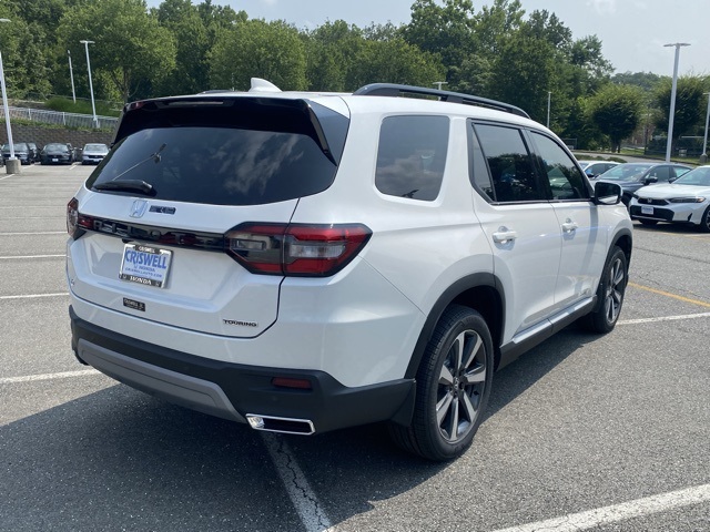 new 2025 Honda Pilot car, priced at $51,505