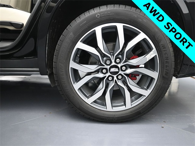 used 2023 Cadillac XT6 car, priced at $37,921