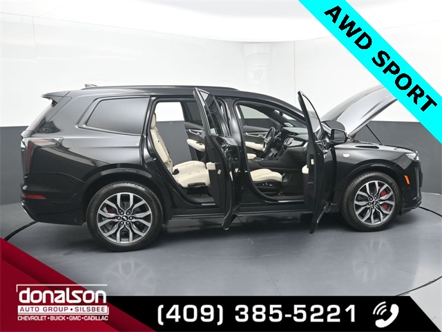used 2023 Cadillac XT6 car, priced at $37,921