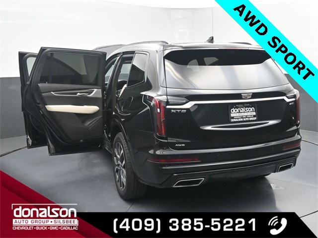 used 2023 Cadillac XT6 car, priced at $37,921