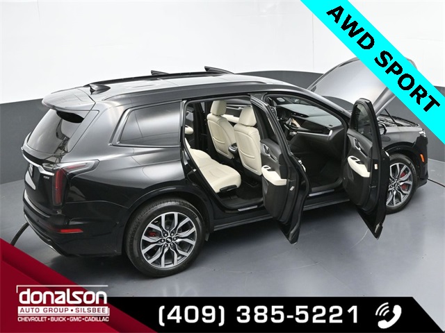 used 2023 Cadillac XT6 car, priced at $37,921