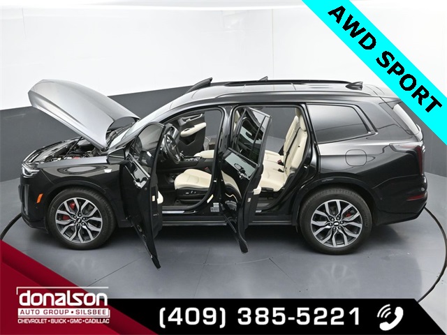 used 2023 Cadillac XT6 car, priced at $37,921