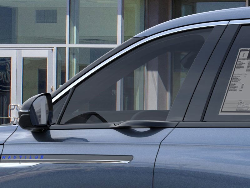 new 2025 Lincoln Nautilus car, priced at $61,270