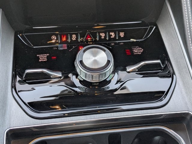 new 2025 Jeep Wagoneer L car, priced at $76,775