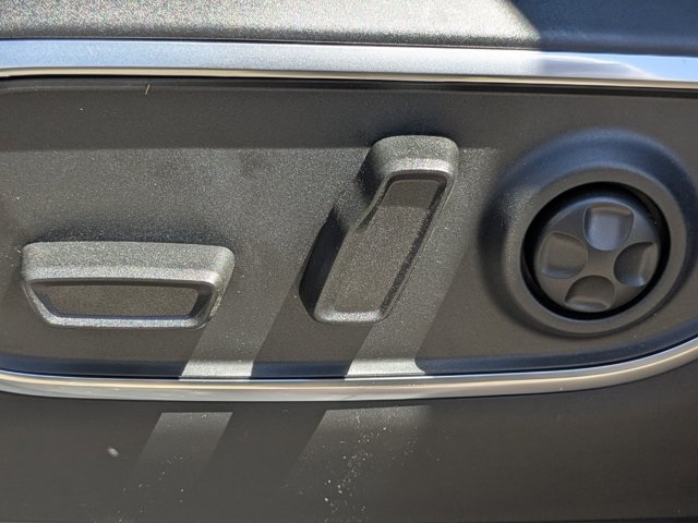 new 2025 Jeep Wagoneer L car, priced at $76,775