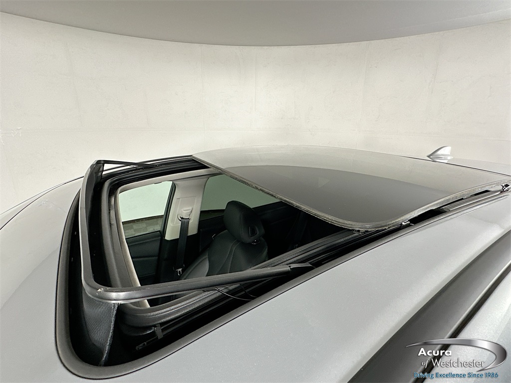 used 2022 Acura RDX car, priced at $35,499