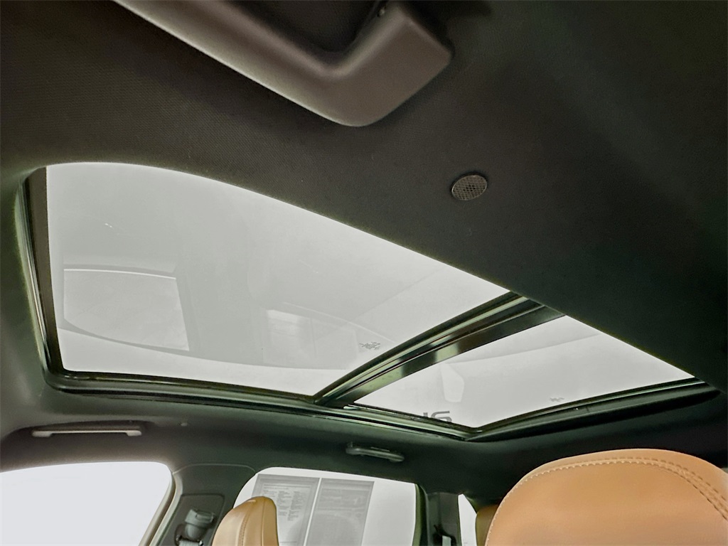 used 2022 Lincoln Nautilus car, priced at $27,490