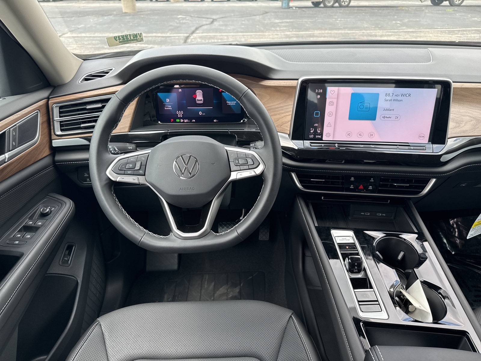 new 2025 Volkswagen Atlas car, priced at $40,884