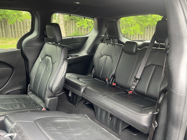 used 2022 Chrysler Pacifica car, priced at $31,000
