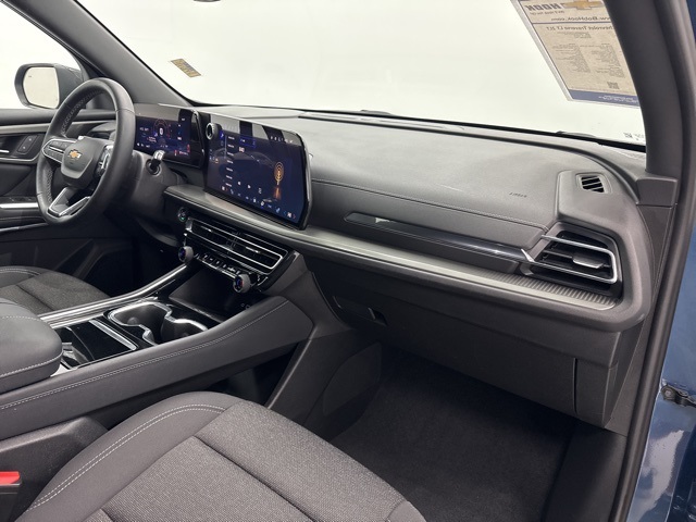 used 2024 Chevrolet Traverse car, priced at $35,988