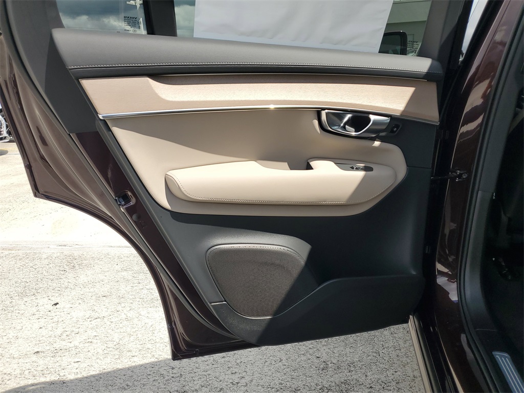 new 2026 Volvo XC90 car, priced at $64,745