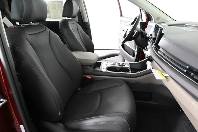 new 2026 Kia Carnival Hybrid car, priced at $45,585