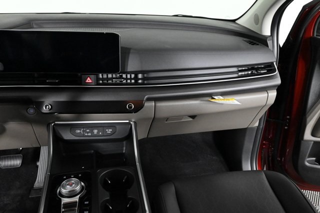 new 2026 Kia Carnival Hybrid car, priced at $45,585