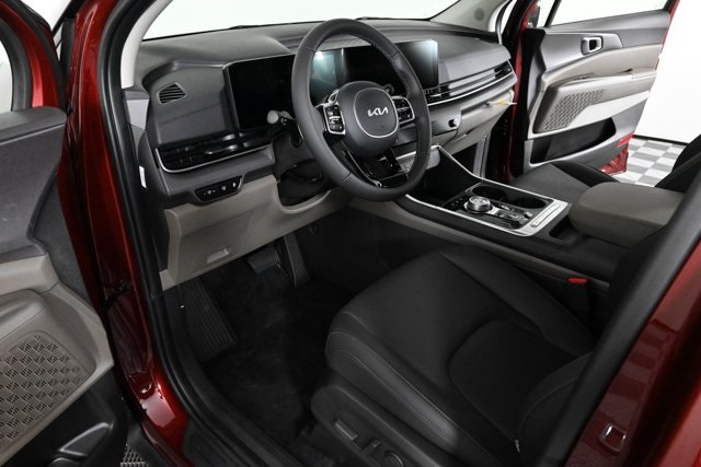 new 2026 Kia Carnival Hybrid car, priced at $45,585