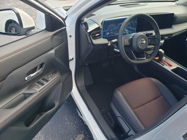 new 2025 Nissan Kicks car, priced at $29,127