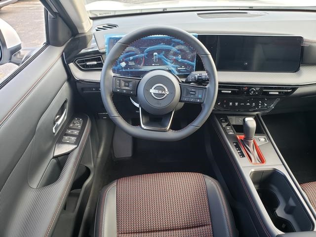 new 2025 Nissan Kicks car, priced at $29,127