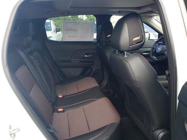 new 2025 Nissan Kicks car, priced at $29,127