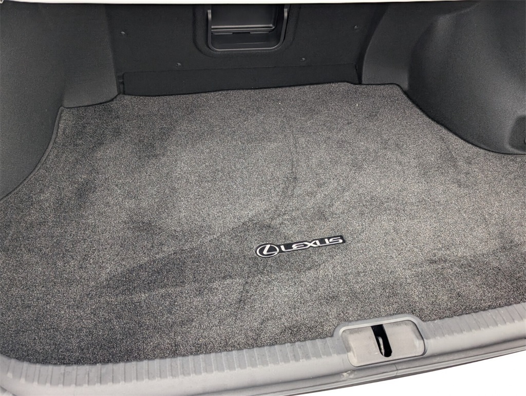 used 2022 Lexus ES car, priced at $39,000
