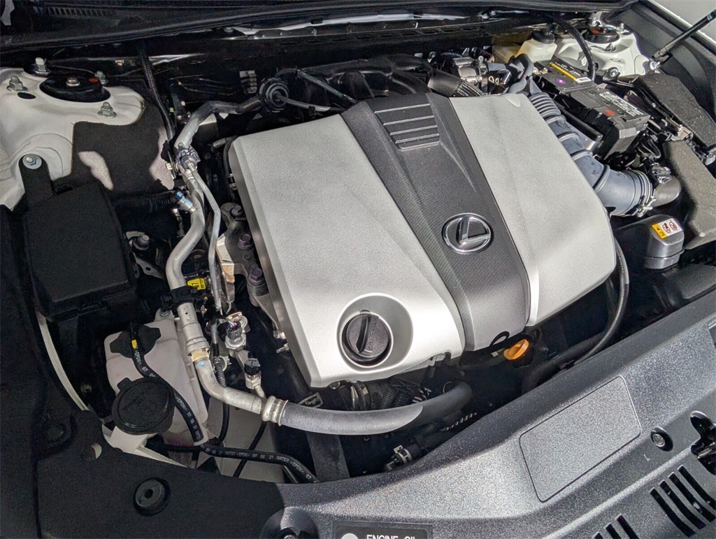 used 2022 Lexus ES car, priced at $39,000
