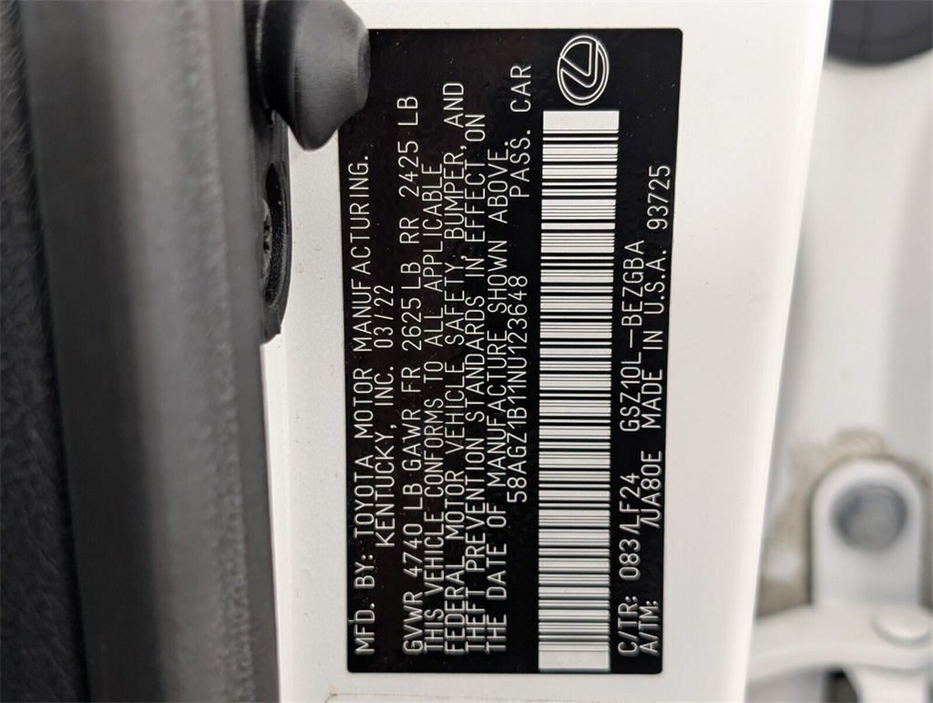 used 2022 Lexus ES car, priced at $39,000