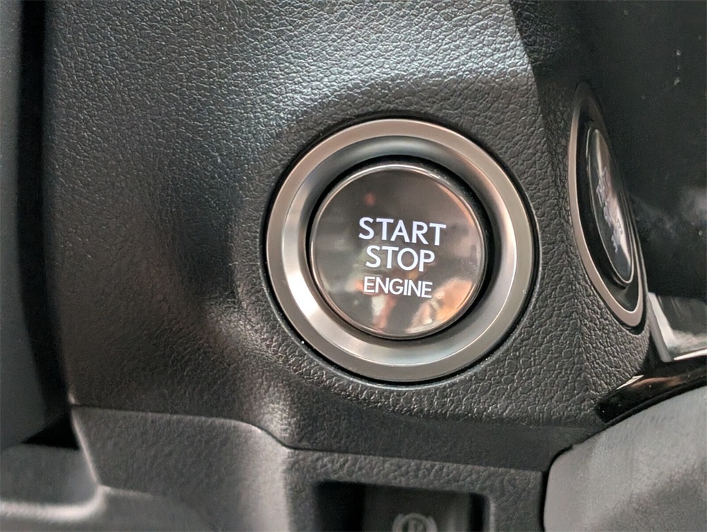used 2022 Lexus ES car, priced at $39,000