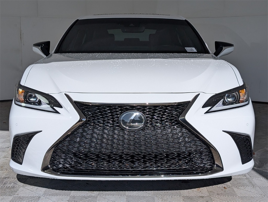 used 2022 Lexus ES car, priced at $39,000