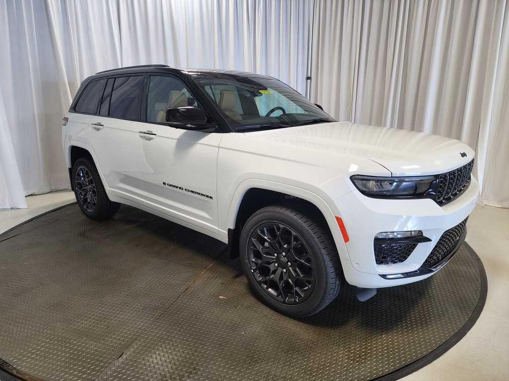 new 2025 Jeep Grand Cherokee car, priced at $68,100