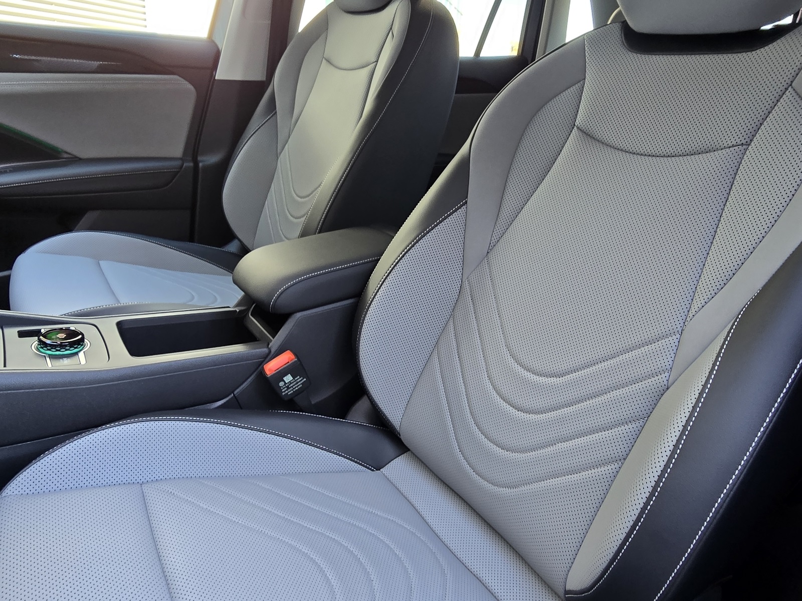 new 2026 Volkswagen Tiguan car, priced at $38,397