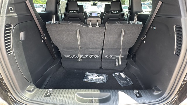 new 2025 Chrysler Pacifica car, priced at $44,280