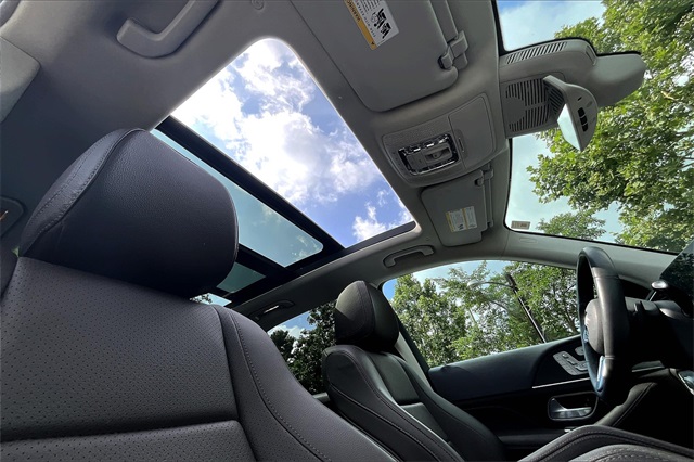 used 2020 Mercedes-Benz GLE car, priced at $32,994