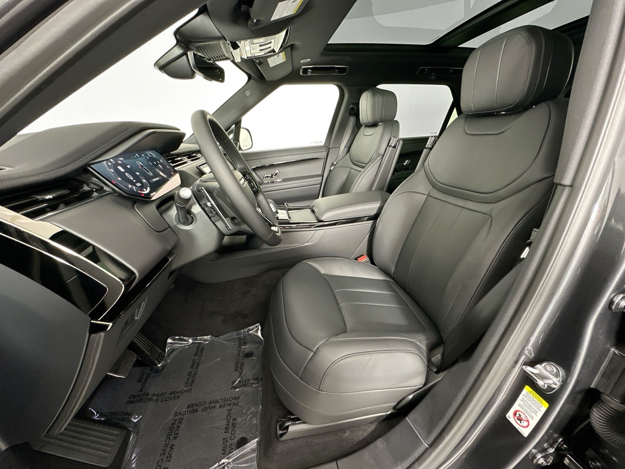new 2025 Land Rover Range Rover Sport car, priced at $128,245