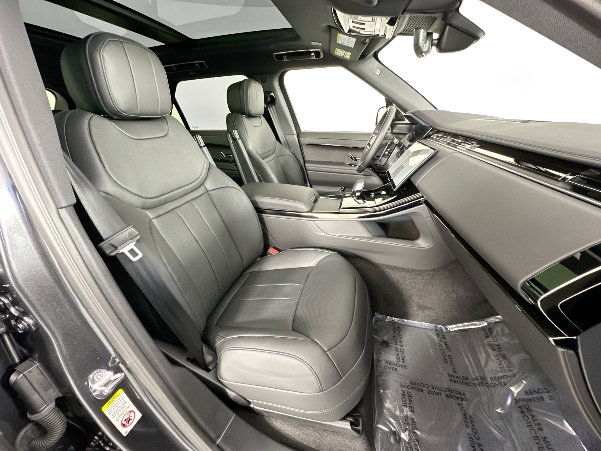 new 2025 Land Rover Range Rover Sport car, priced at $128,245