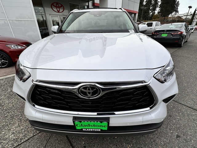 new 2025 Toyota Highlander Hybrid car