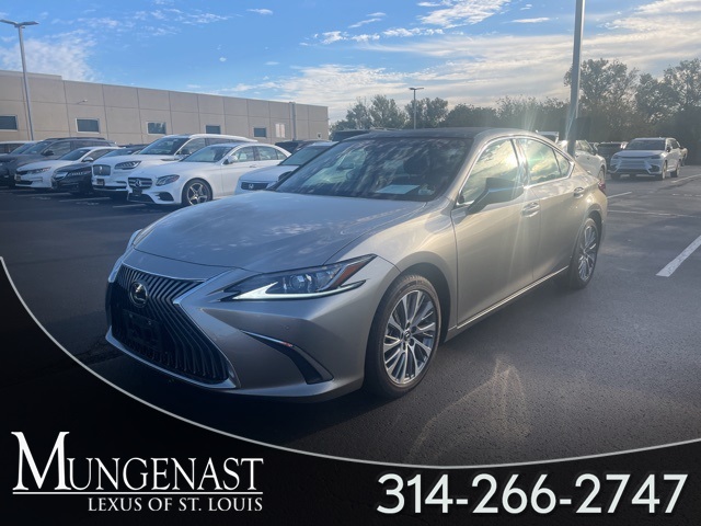 used 2021 Lexus ES car