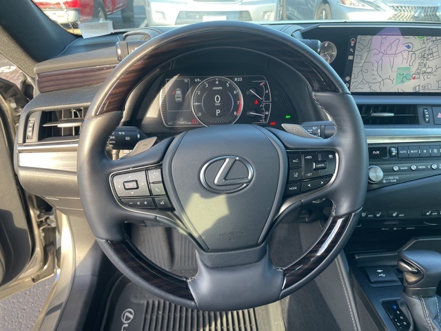 used 2021 Lexus ES car