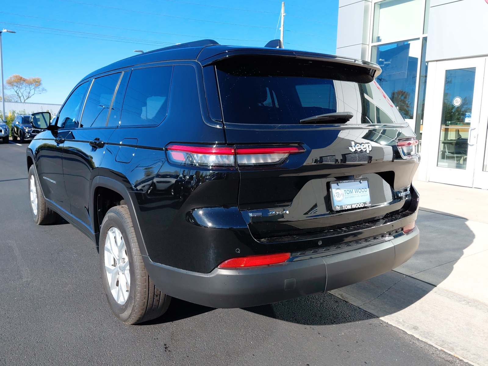 used 2023 Jeep Grand Cherokee L car, priced at $32,689