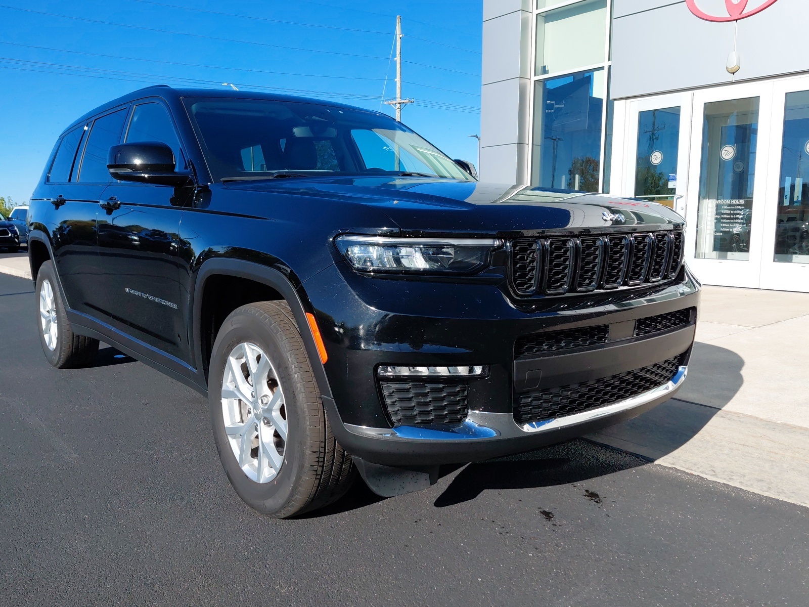used 2023 Jeep Grand Cherokee L car, priced at $32,689