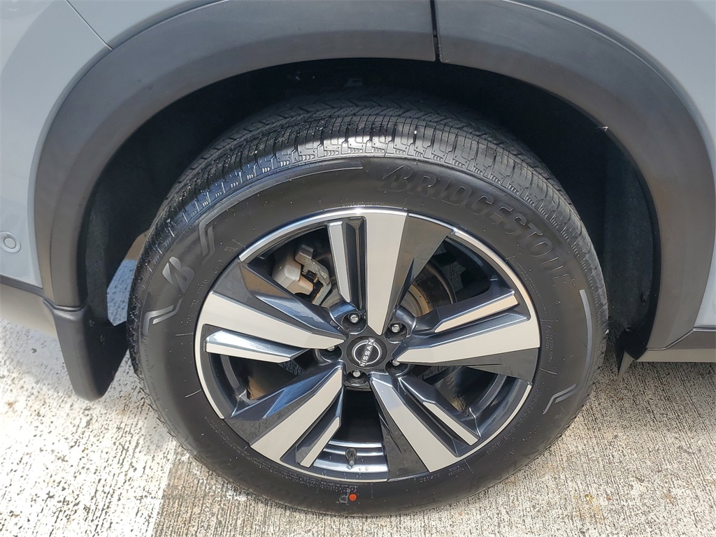 used 2023 Nissan Rogue car, priced at $26,499