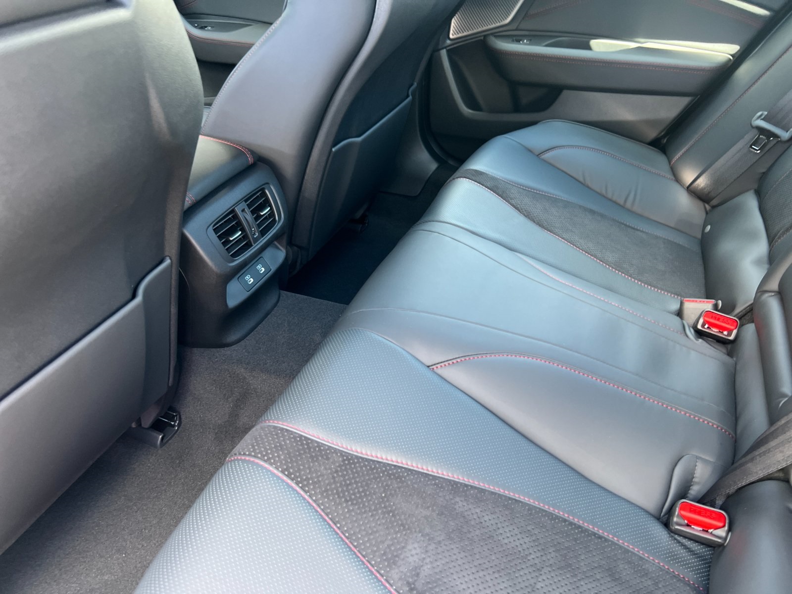 new 2025 Acura TLX car