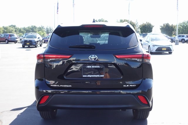 used 2023 Toyota Highlander car, priced at $36,999