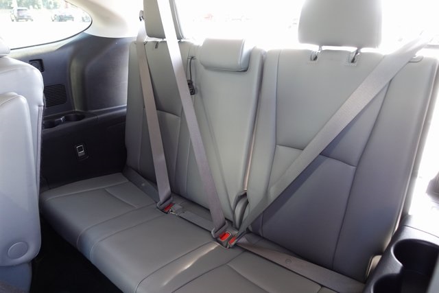 used 2023 Toyota Highlander car, priced at $36,999
